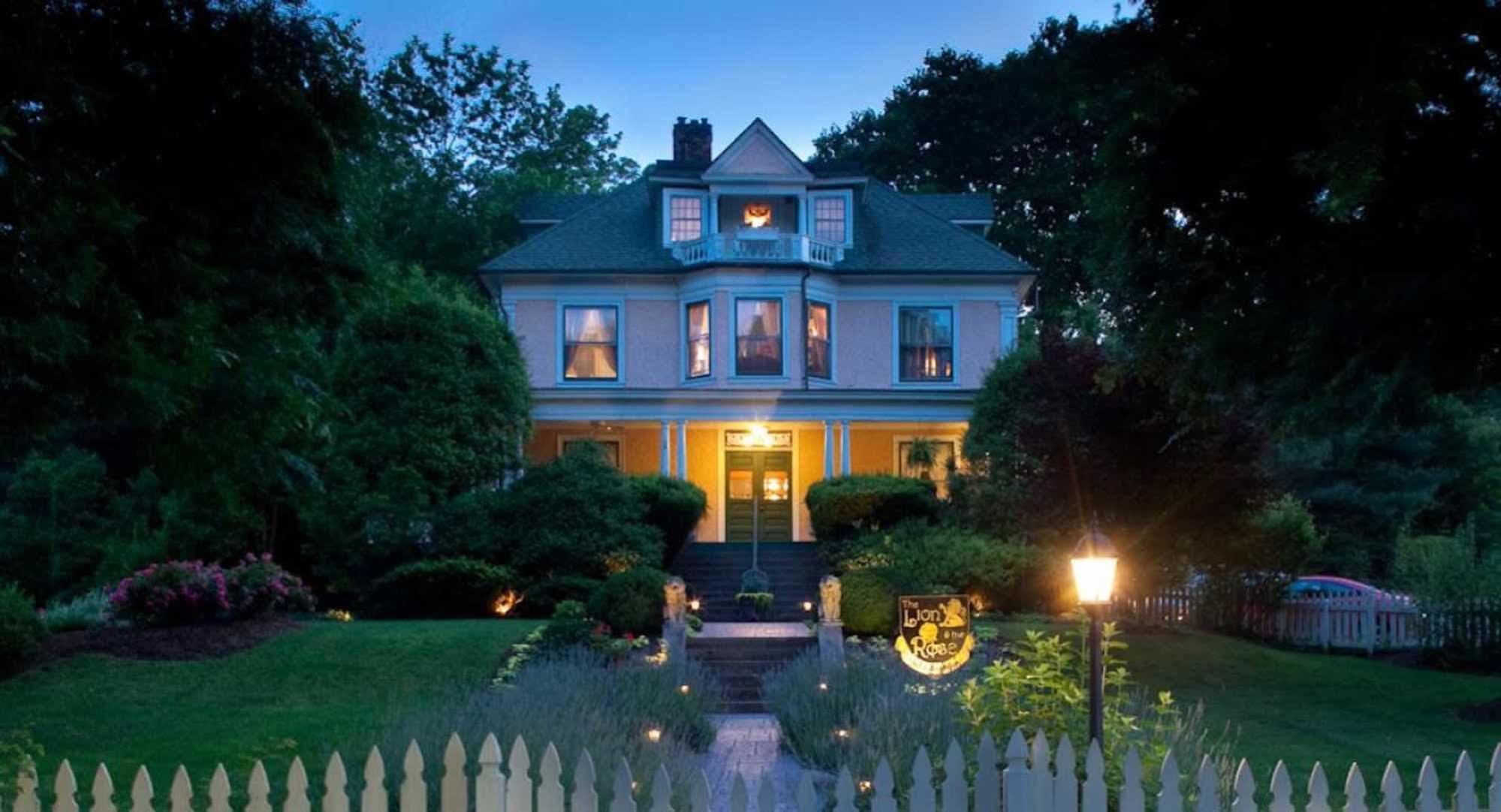 The Lion And The Rose Bed And Breakfast Asheville Exterior foto