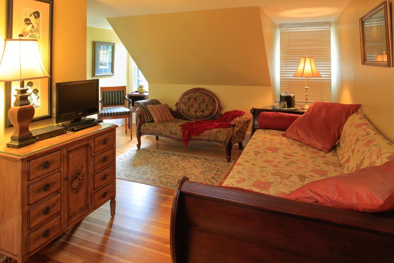 The Lion And The Rose Bed And Breakfast Asheville Exterior foto