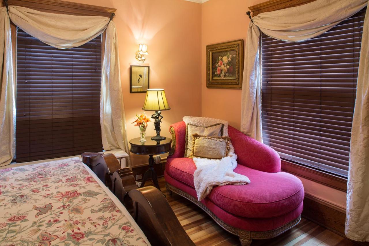 The Lion And The Rose Bed And Breakfast Asheville Exterior foto